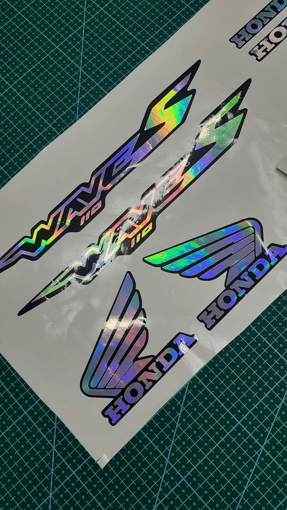 Decal hologram